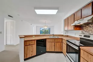 2221 Cypress Island Dr, Pompano Beach, FL 33069 - Photo 5