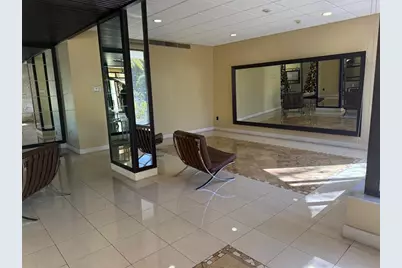 3375 N Country Club Dr, Unit #1005, Miami, FL 33180 - Photo 5