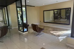 3375 N Country Club Dr, Miami, FL 33180 - Photo 5