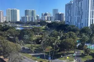 3375 N Country Club Dr, Miami, FL 33180 - Photo 25