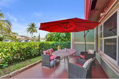 10216 NW 83rd St, Tamarac, FL 33321 - Photo 5