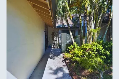 3465  Spring Bluff Pl, Unit #18, Lauderhill, FL 33319 - Photo 3