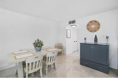 4701  Martinique Dr, Unit #H4, Coconut Creek, FL 33066 - Photo 13