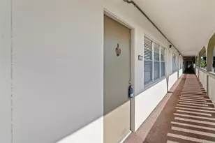 4701 Martinique Dr, Coconut Creek, FL 33066 - Photo 5