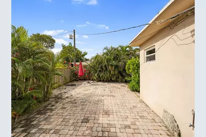 500 NW 120th St, Miami, FL 33168 - Photo 33