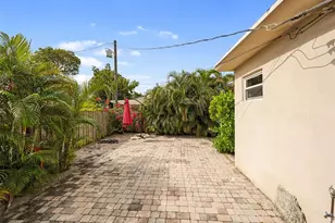 500 NW 120th St, Miami, FL 33168 - Photo 33