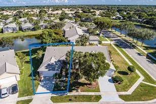 8910 Brittany Lakes Dr, Boynton Beach, FL 33472 - Photo 3