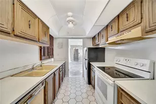 801 S Federal Hwy Unit, Pompano Beach, FL 33062 - Photo 23