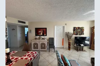 1470 NW 80th Ave, Unit #401, Margate, FL 33063 - Photo 9