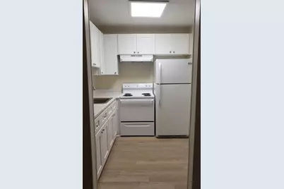 146  Canterbury F, Unit #146, West Palm Beach, FL 33417 - Photo 3