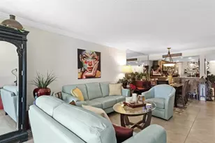 5717 Coral Lake Dr, Pompano Beach, FL 33063 - Photo 13