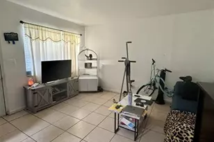 101 NE 41st St, Oakland Park, FL 33334 - Photo 3