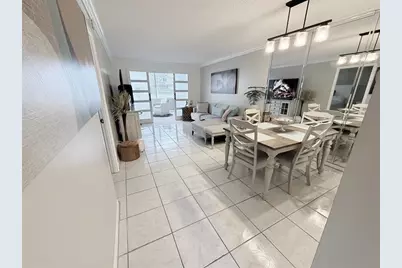 3040  Holiday Springs Blvd, Unit #110, Margate, FL 33063 - Photo 5