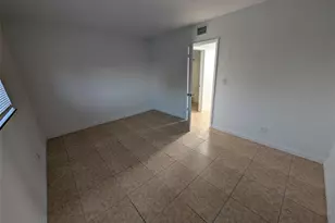 3030 NE 21st Terrace, Fort Lauderdale, FL 33306 - Photo 13