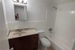 3030 NE 21st Terrace, Fort Lauderdale, FL 33306 - Photo 11