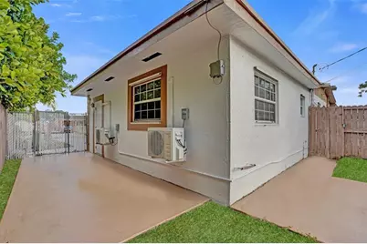 16920 NW 53rd Ave, Miami Gardens, FL 33055 - Photo 23