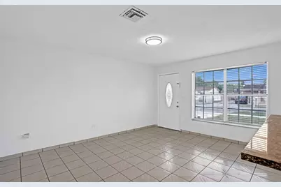 16920 NW 53rd Ave, Miami Gardens, FL 33055 - Photo 3