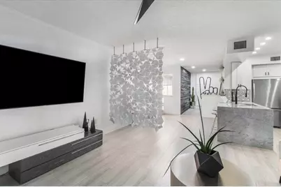 2452  Centergate Dr, Unit #202, Miramar, FL 33025 - Photo 7