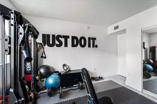 2452 Centergate Dr, Miramar, FL 33025 - Photo 21