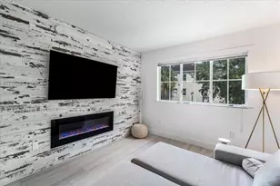 2452 Centergate Dr, Miramar, FL 33025 - Photo 19