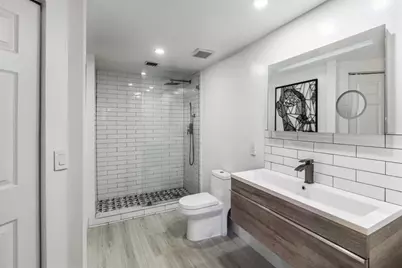 2452  Centergate Dr, Unit #202, Miramar, FL 33025 - Photo 15