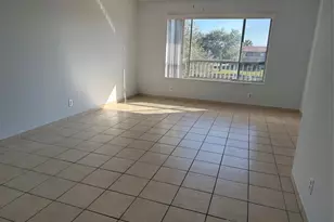 9930 N Twin Lakes Dr Unit, Coral Springs, FL 33071 - Photo 11