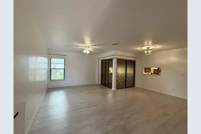 6101  Woodlake Blvd, Unit #6101, Greenacres, FL 33463 - Photo 5