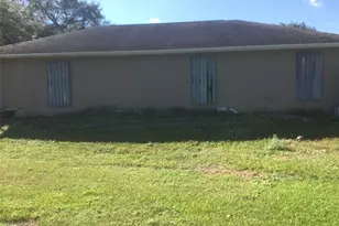 299 Avenue L, Moore Haven, FL 33471 - Photo 7