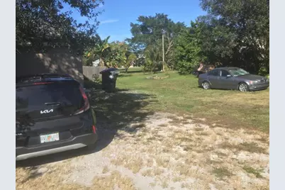 299  Avenue L, Moore Haven, FL 33471 - Photo 5