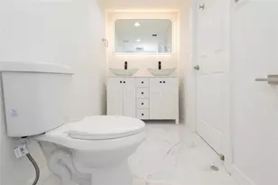 713 SW 4th Ct, Hallandale Beach, FL 33009 - Photo 21