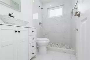 713 SW 4th Ct, Hallandale Beach, FL 33009 - Photo 19