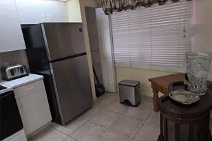 550 SW 138th Ave, Hollywood, FL 33027 - Photo 11