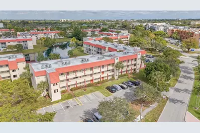 3051  Sunrise Lakes Dr, Unit #302, Fort Lauderdale, FL 33322 - Photo 43