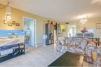 3051  Sunrise Lakes Dr, Unit #302, Fort Lauderdale, FL 33322 - Photo 5