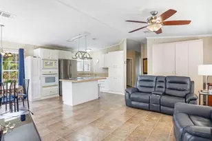 1911 SW 87th Terrace, Davie, FL 33324 - Photo 23