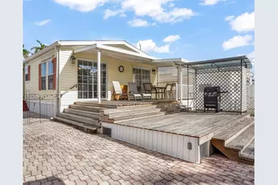 1911 SW 87th Ter, Davie, FL 33324 - Photo 35