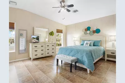 1911 SW 87th Ter, Davie, FL 33324 - Photo 7