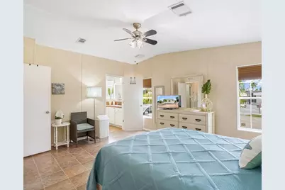 1911 SW 87th Ter, Davie, FL 33324 - Photo 27