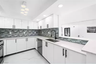 800  Parkview Dr, Unit #718, Hallandale Beach, FL 33009 - Photo 3