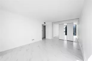 800 Parkview Dr, Hallandale Beach, FL 33009 - Photo 13