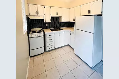 47 SE 13th St, Unit #2, Dania Beach, FL 33004 - Photo 3