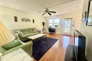 84 Markham E, Deerfield Beach, FL 33442 - Photo 11