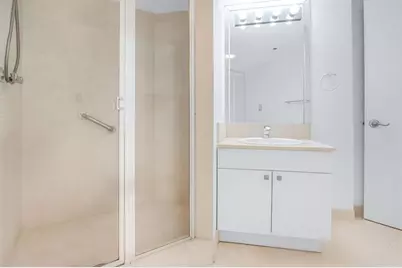 8855  Collins Ave, Unit #2D, Surfside, FL 33154 - Photo 11