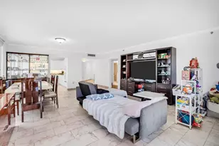 8855 Collins Ave Unit, Surfside, FL 33154 - Photo 5