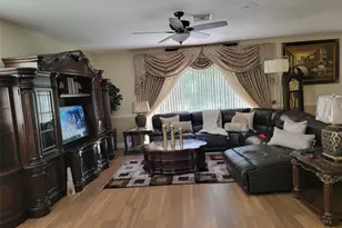 111 Berenger Walk, Royal Palm Beach, FL 33414 - Photo 3