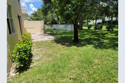 111  Berenger Walk, Royal Palm Beach, FL 33414 - Photo 11
