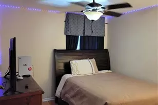 111 Berenger Walk, Royal Palm Beach, FL 33414 - Photo 13