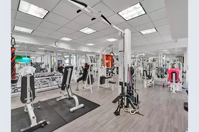 19707  Turnberry Way, Unit #8L, Miami, FL 33180 - Photo 33