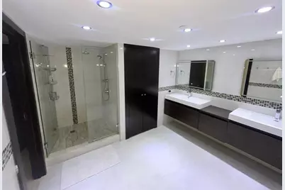 19707  Turnberry Way, Unit #8L, Miami, FL 33180 - Photo 19