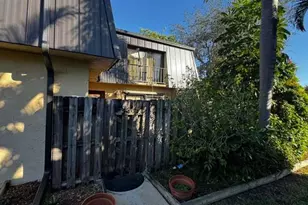 2494 Waterside Dr, Lake Worth, FL 33461 - Photo 3